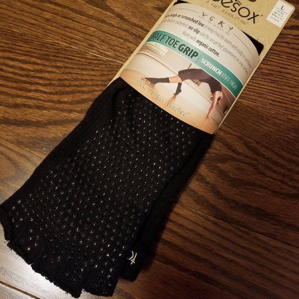 Knee high sticky socks